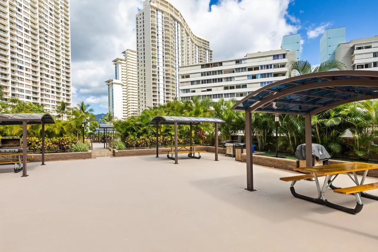アパート Honolulu Condo Stay With Balcony Walk To Beaches! 米国