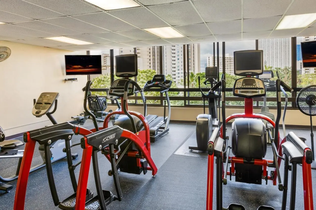 Honolulu Condo Stay With Balcony Walk To Beaches!